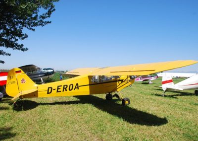 Piper J-3C Cub